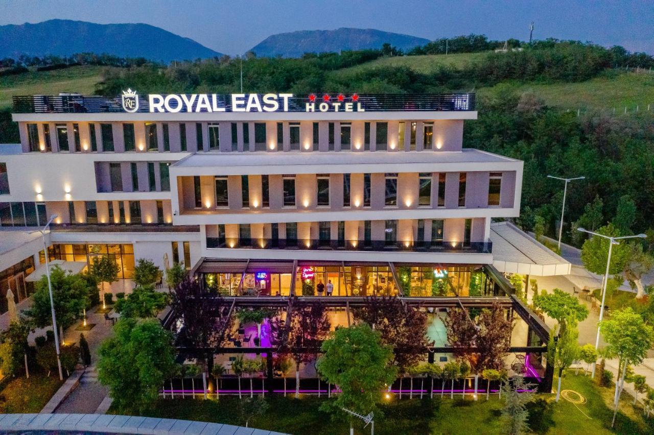 Royal East Resort Тирана Екстер'єр фото